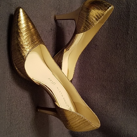 gold leather shoes